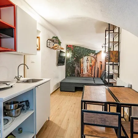 Appartement In With 1 Bedrooms And Wifi *